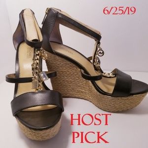 EUC Michael Kors sandal 7